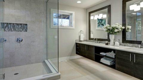 How to Tell When You Need a Glass Shower Door Replacement