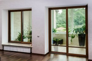 What’s The Difference Between Framed and Unframed Glass Doors1