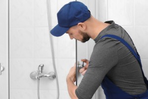 4 Ways to Restore a Discolored Glass Shower Door