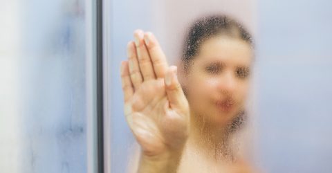 3 Glass Shower Door Ideas for Maximum Privacy